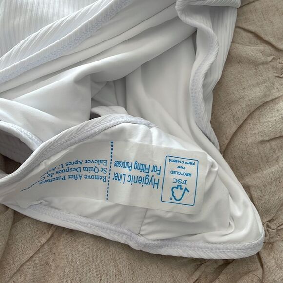 NWT 115.00 - Andie The Laguna Terra One-Piece XL - Picture 4 of 5